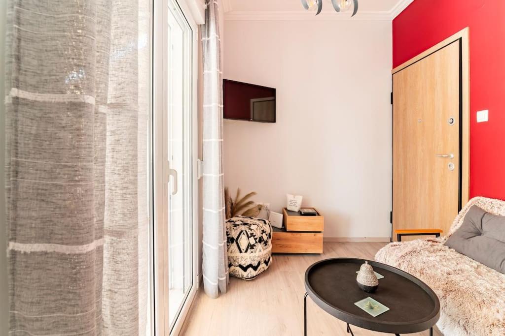 Under The Hill Apartment Athens Ngoại thất bức ảnh